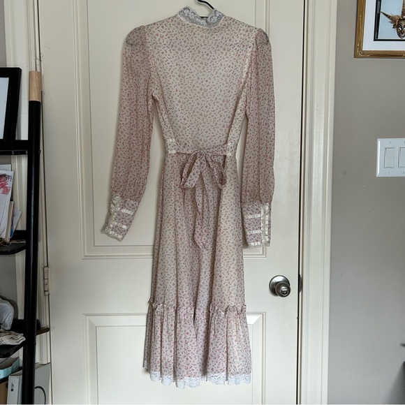 Rare Vintage Gunne Sax Dress, no flaws - Picture 2 of 9